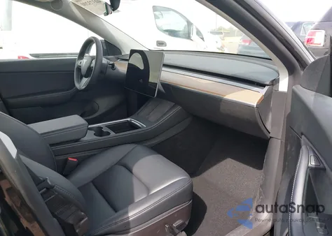 2022 Tesla Model Y Long Range Dual Motor All-Wheel Drive from USA, damaged, VIN 7SAYGDEEXNF444878